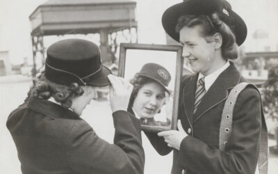 Forgotten Friday – THE WOMEN WHO DELIVERED by Trish Wade (Former Postie)