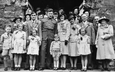 Say “I Do” in true 1940s style: Couple to win vintage wartime wedding